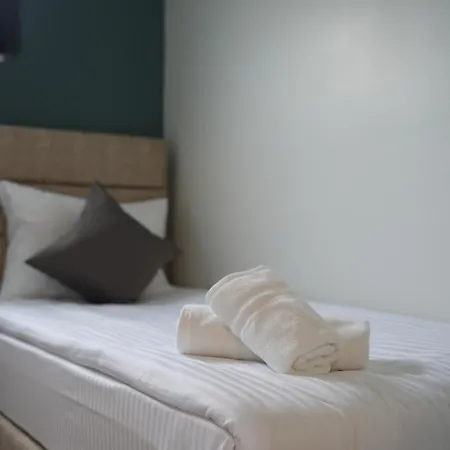 Mia Mia Aparthotel 4*