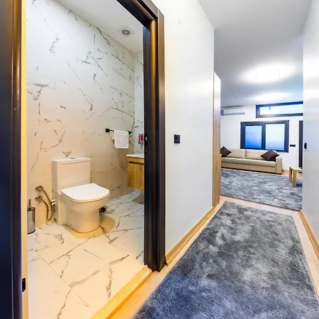 Mia Mia Aparthotel 4*