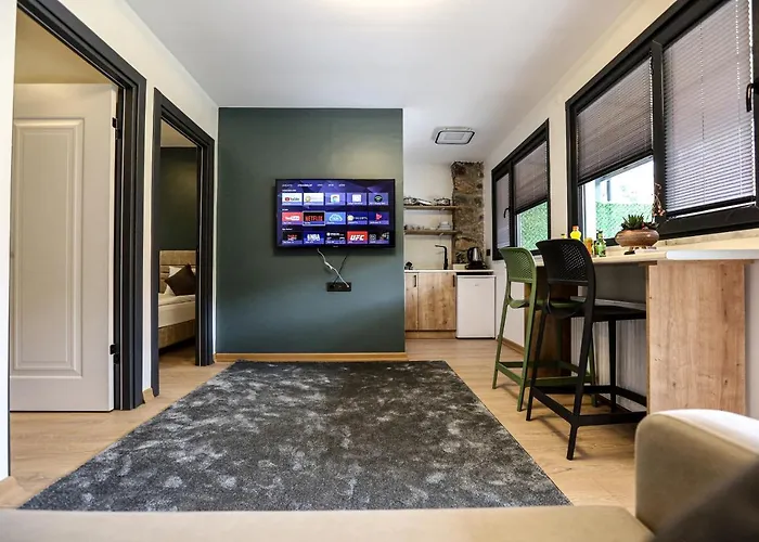 Mia Mia Aparthotel 4*