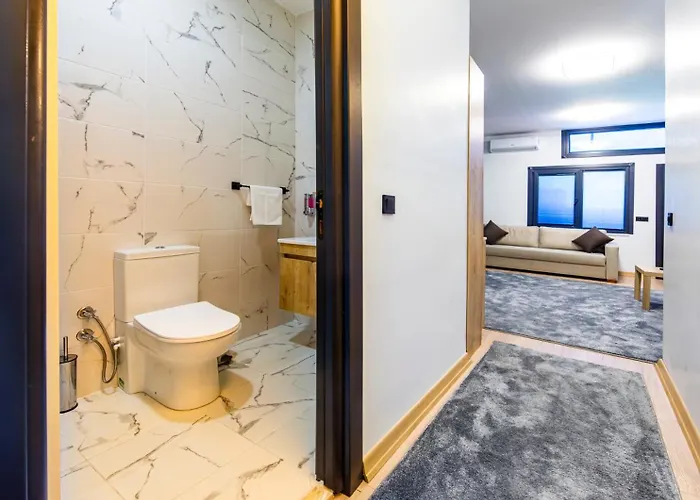 Mia Mia Aparthotel 4*