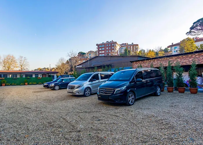 Mia Mia Aparthotel 4*