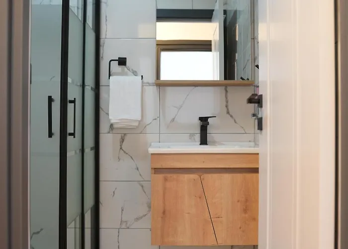 Mia Mia Aparthotel 4*